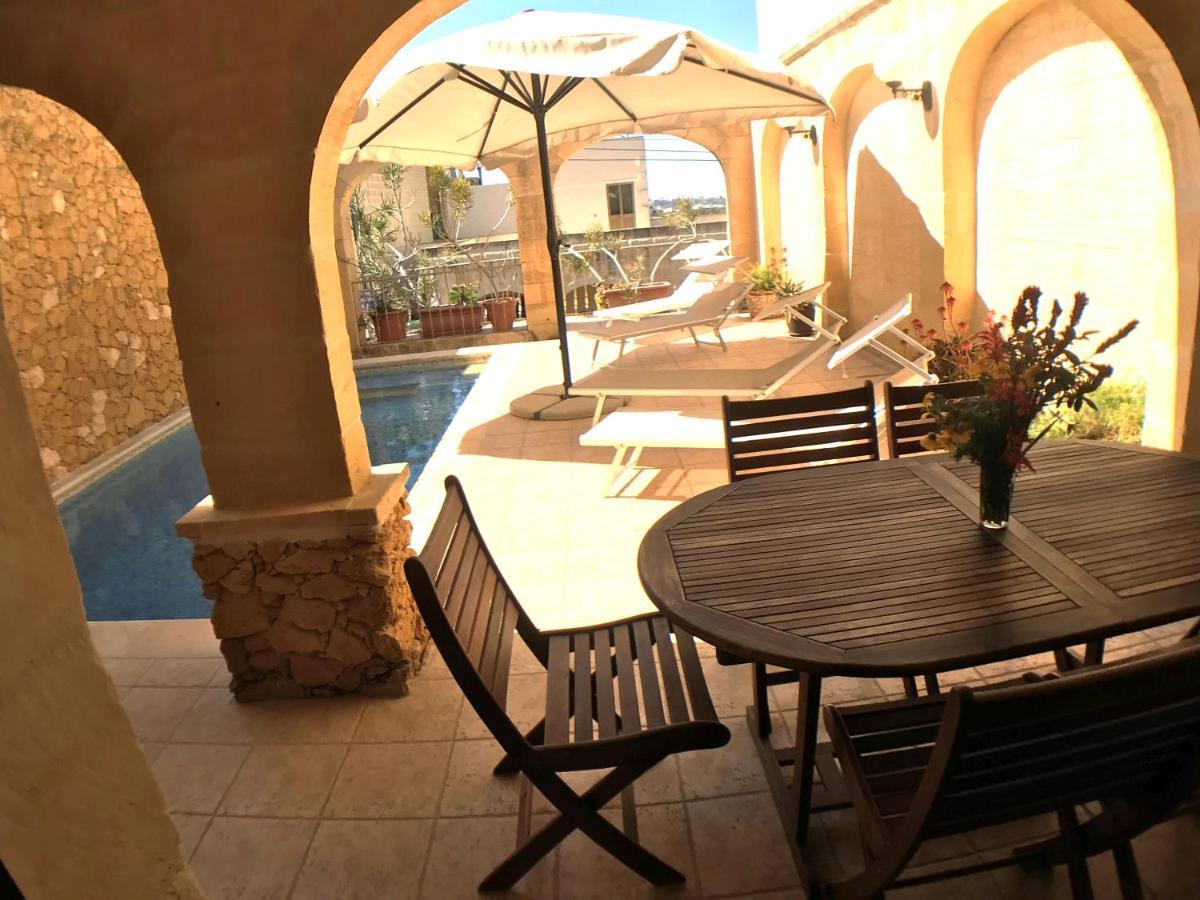 Ad Hoc B&B Il-Pergla Exterior foto